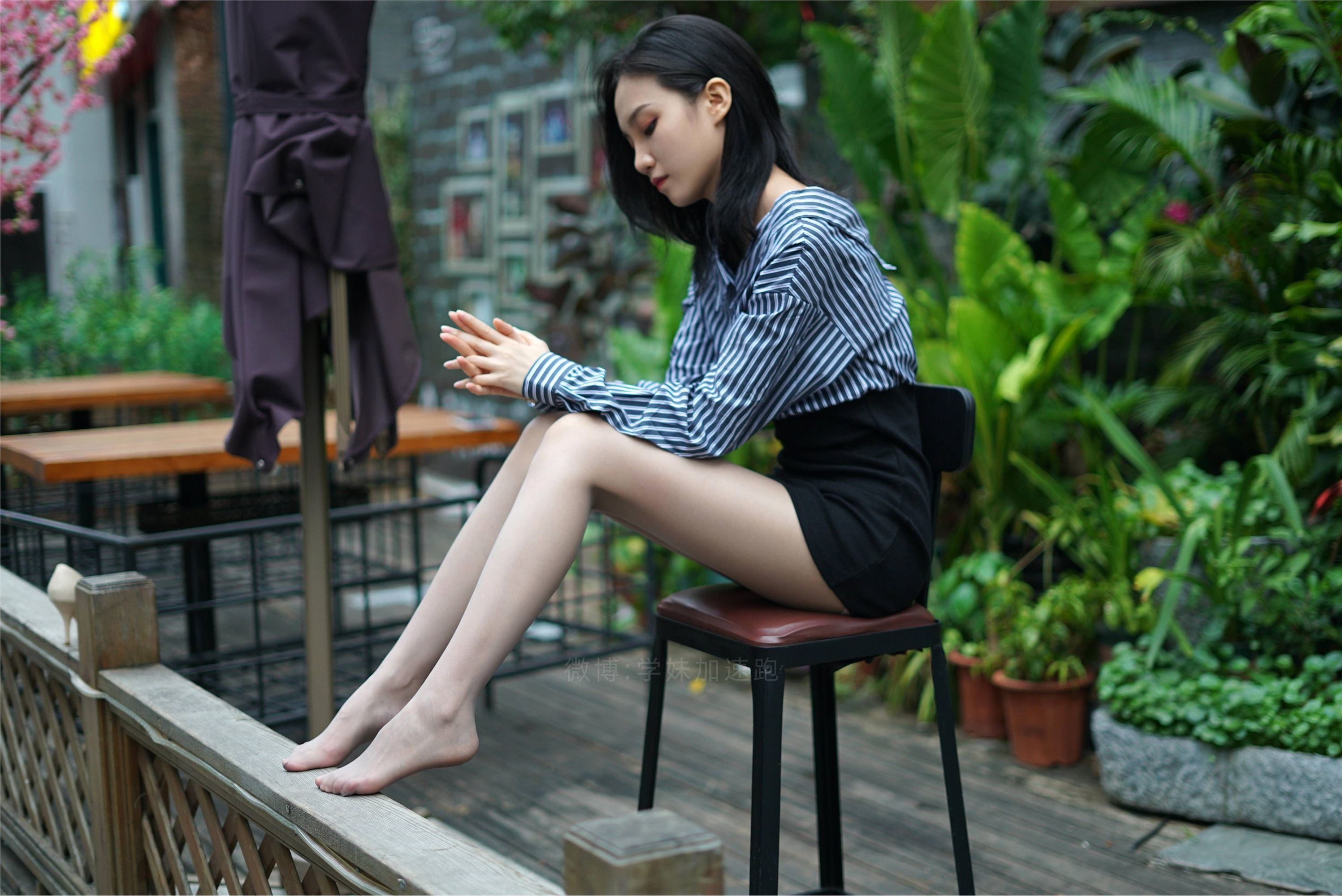 学妹加速跑 XM094《无价之腿-腿腿》